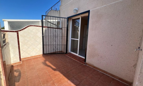 Venta - Chalet Independiente -
Torrevieja - Lago Jardín II