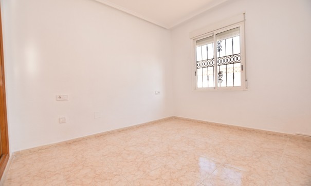 Videresalg - Dobbeltvilla -
Orihuela Costa - Punta Prima