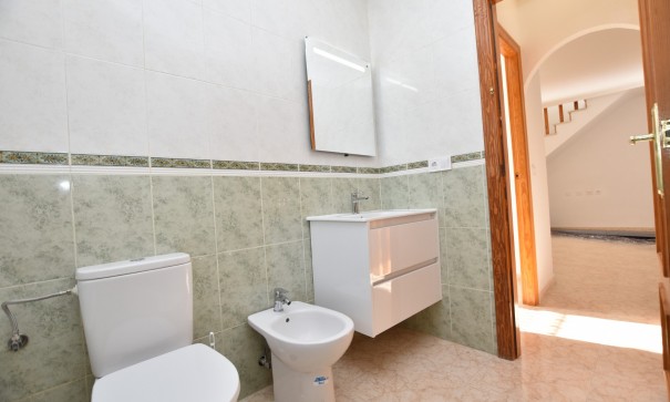 Videresalg - Dobbeltvilla -
Orihuela Costa - Punta Prima