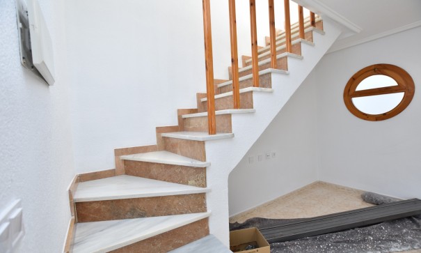 Videresalg - Dobbeltvilla -
Orihuela Costa - Punta Prima