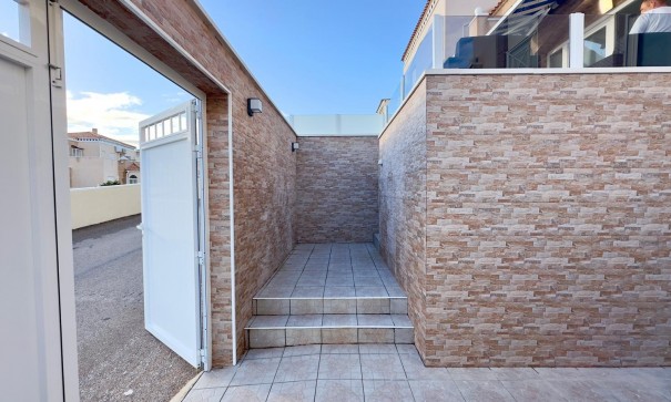 Videresalg - Lejlighed lejlighed -
Torrevieja - Torreblanca