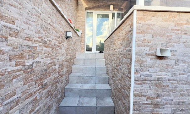 Videresalg - Lejlighed lejlighed -
Torrevieja - Torreblanca