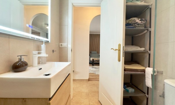 Videresalg - Lejlighed lejlighed -
Torrevieja - Torreblanca