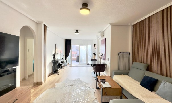 Videresalg - Lejlighed lejlighed -
Torrevieja - Torreblanca