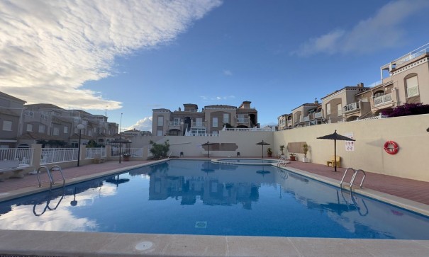 Videresalg - Lejlighed lejlighed -
Torrevieja - Torreblanca