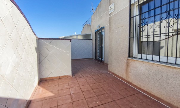 Sale - Apartment Flat -
Torrevieja - Lago jardin