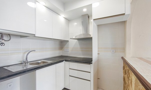 Sale - Apartment Flat -
Torrevieja - Lago jardin