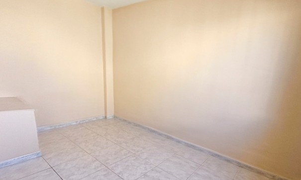 Sale - Apartment Flat -
Torrevieja - Lago jardin