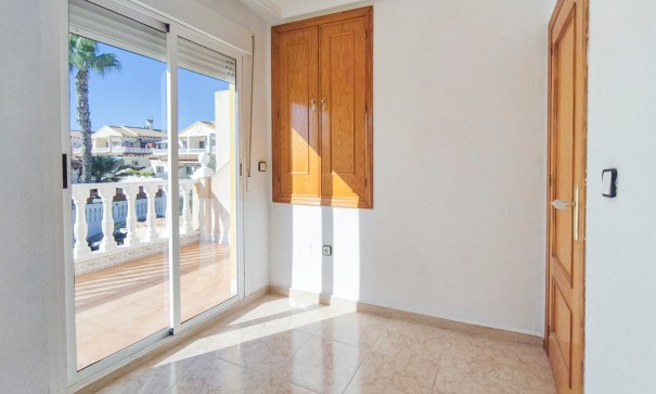 Revente - Appartement -
Orihuela Costa - Los Altos