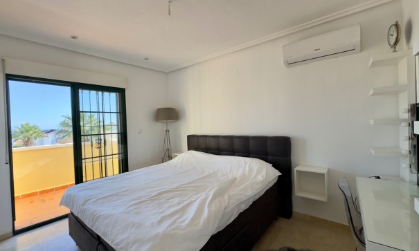 Herverkoop - Villa - Vrijstaand -
Orihuela Costa - Los Dolses*