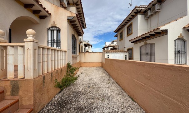 Sale - Town house -
Orihuela Costa - Lomas de Cabo Roig-Los Dolses