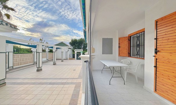 Sale - Apartment Flat -
Torrevieja - La Mata
