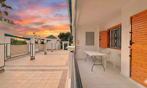 Sale - Apartment Flat -
Torrevieja - La Mata