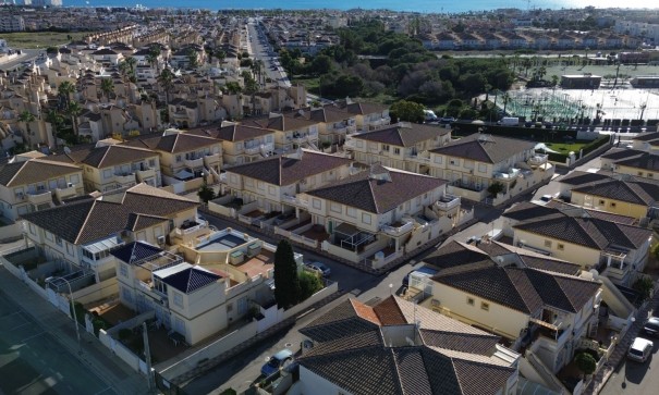 Venta - Apartamento piso -
Orihuela Costa - Playa Flamenca