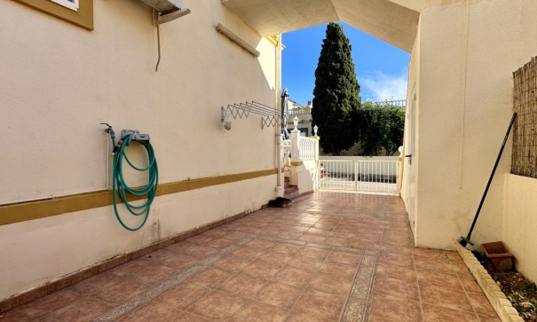 Venta - Apartamento piso -
Orihuela Costa - Playa Flamenca