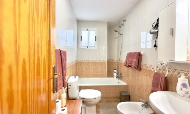 Sprzedaż - Apartament mieszkanie -
Torrevieja - Centro