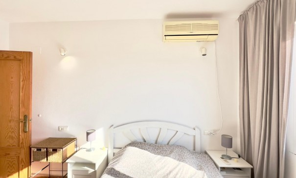 Sprzedaż - Apartament mieszkanie -
Torrevieja - Centro