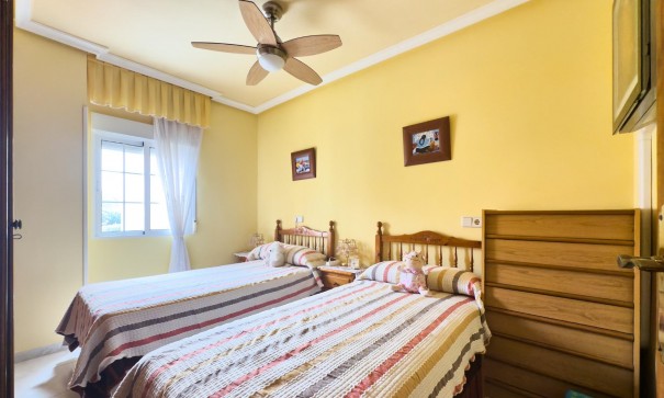 Återförsäljning - Lägenhet lägenhet -
Torrevieja - Torreblanca