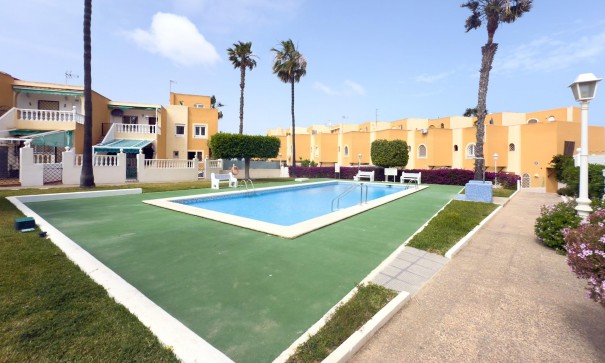 Återförsäljning - Lägenhet lägenhet -
Torrevieja - Torreblanca