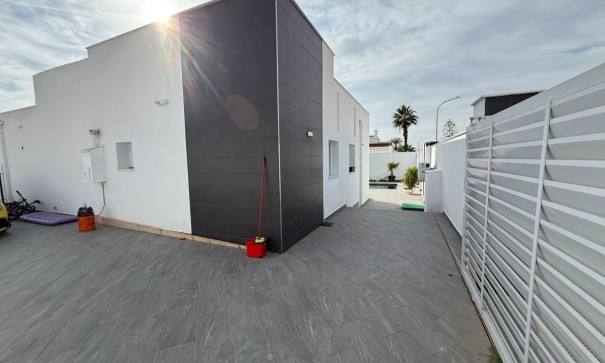 Återförsäljning - Fristående villa -
Ciudad Quesada - Rojales - Ciudad Quesada