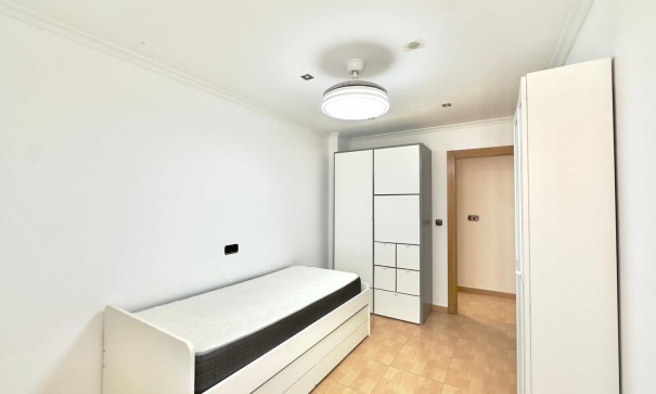 Sprzedaż - Apartament mieszkanie -
Torrevieja - Centro