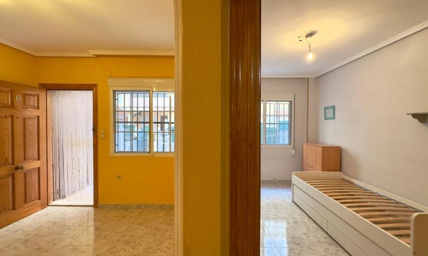 Sprzedaż - Apartament mieszkanie -
Torrevieja - La Mata pueblo