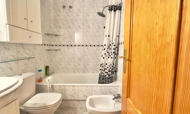 Sprzedaż - Apartament mieszkanie -
Torrevieja - La Mata pueblo