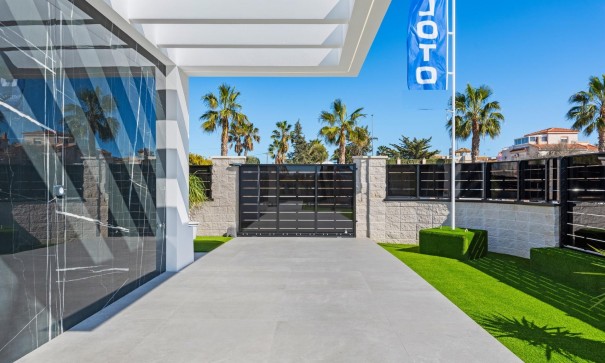 Nowa konstrukcja - Willa wolnostojąca -
Algorfa - La Finca Golf