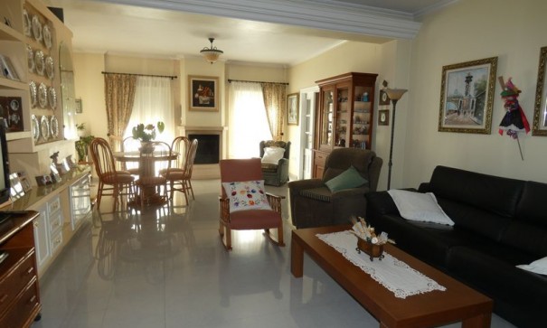 Sale - Detached Villa -
Almoradí