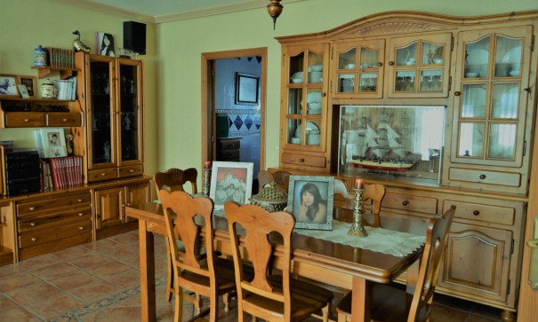Venta - Chalet Independiente -
Los Montesinos