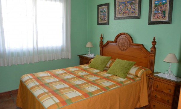 Venta - Chalet Independiente -
Los Montesinos