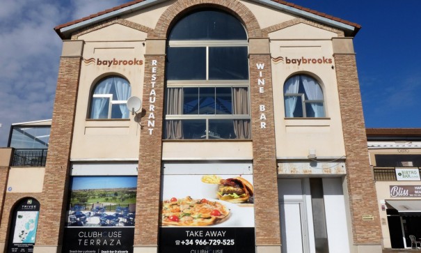 Återförsäljning - Kommersiell -
La Finca Golf - Algorfa