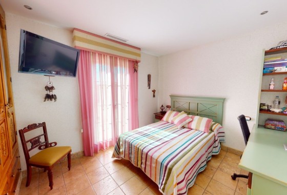 Herverkoop - Vrijstaande Villa -
Almoradí