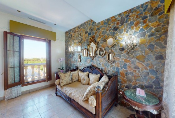 Herverkoop - Vrijstaande Villa -
Almoradí