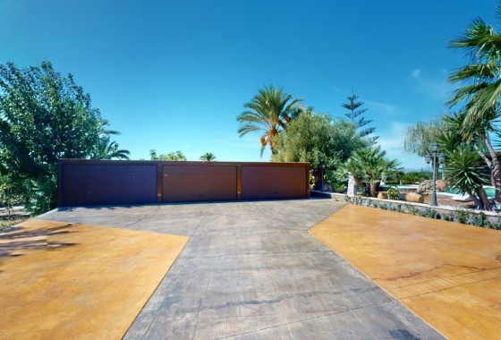 Herverkoop - Vrijstaande Villa -
Almoradí