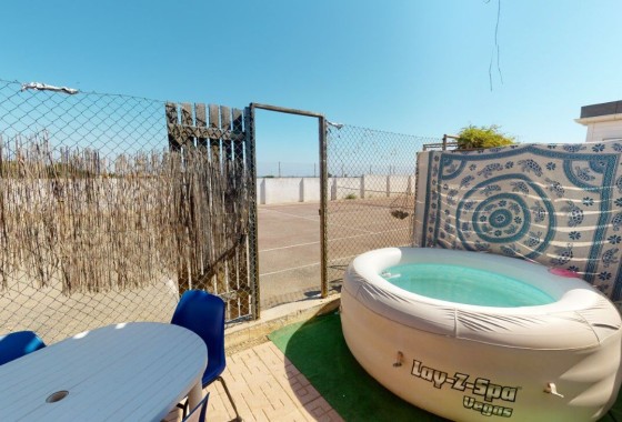 Sprzedaż - Willa wolnostojąca -
La Manga del Mar Menor - La Manga