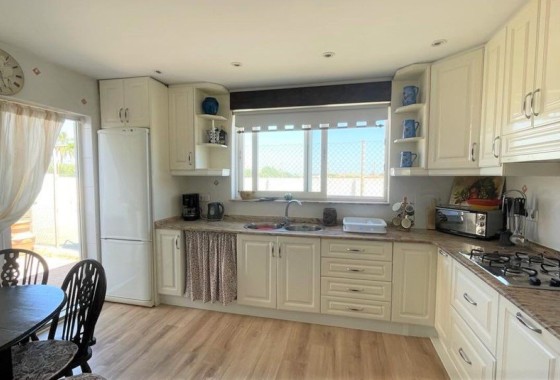 Sprzedaż - Willa wolnostojąca -
La Manga del Mar Menor - La Manga