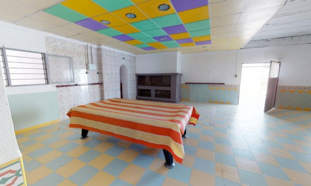 Venta - Casa de pueblo -
Albatera