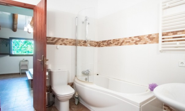 Sprzedaż - Willa wolnostojąca -
Ibi