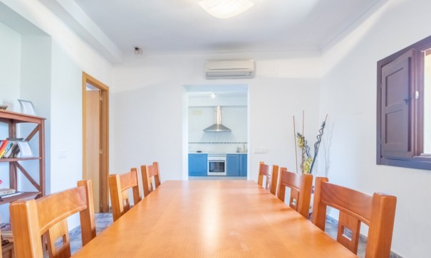 Sprzedaż - Willa wolnostojąca -
Ibi