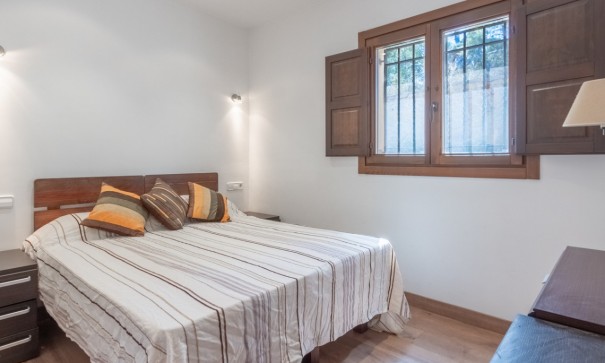 Sprzedaż - Willa wolnostojąca -
Ibi