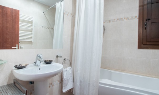 Sprzedaż - Willa wolnostojąca -
Ibi