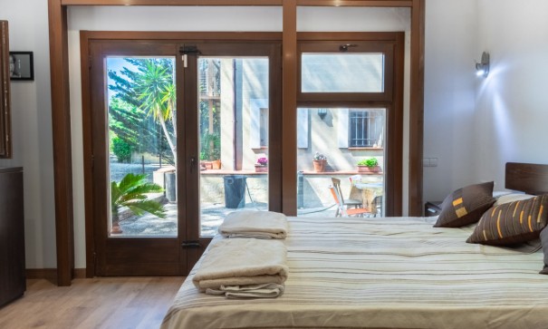 Sprzedaż - Willa wolnostojąca -
Ibi