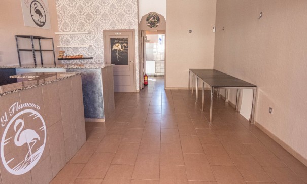 Venta - Comercial -
La Finca Golf - Algorfa