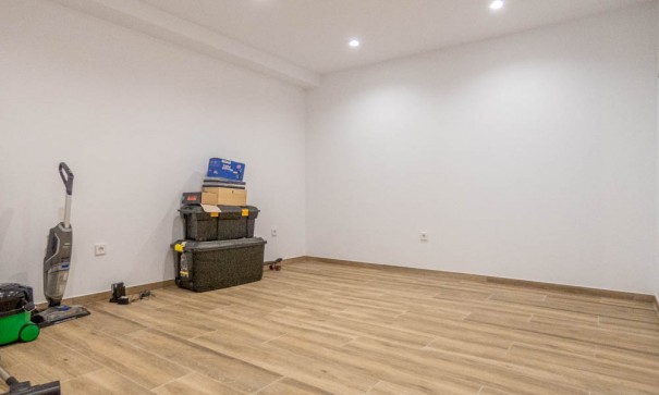 Venta - Chalet Independiente -
Font del Llop