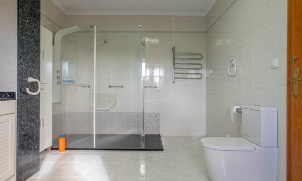 Venta - Chalet Independiente -
San Miguel de Salinas