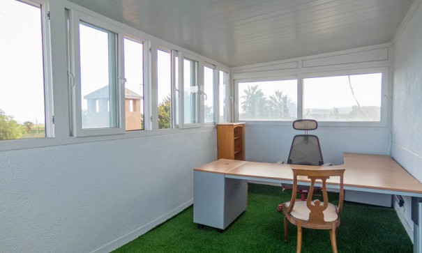 Venta - Chalet Independiente -
San Miguel de Salinas