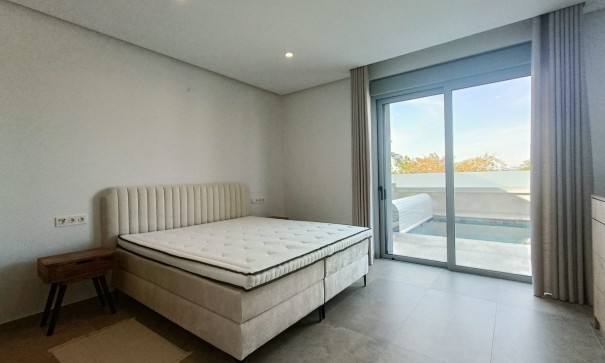 Resale - Freistehende Villa -
Benijofar