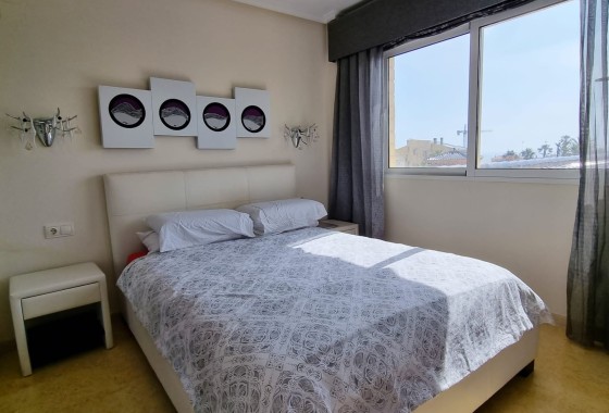 Resale - Freistehende Villa -
La Mata