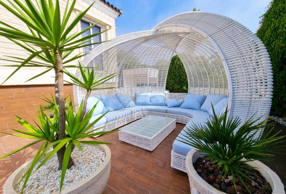 Resale - Freistehende Villa -
La Mata